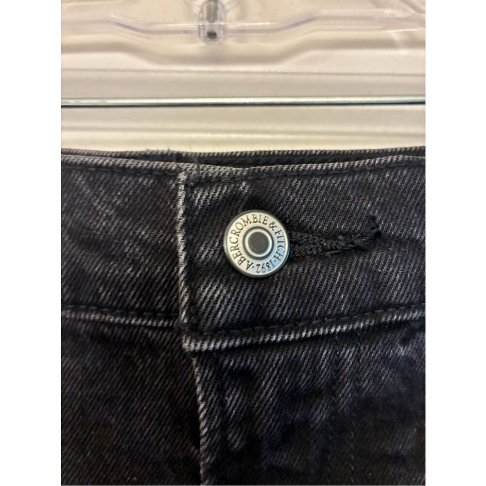 NWT ABERCROMBIE & FITCH The A-Line Short Mid Rise Black Size 33 - Picture 3 of 7